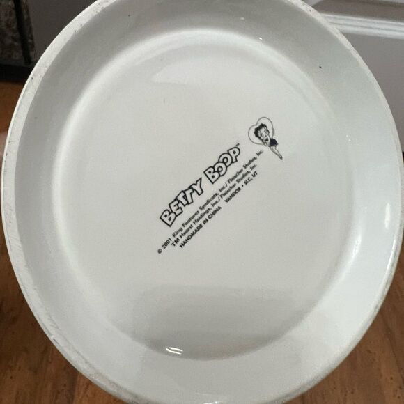 ⚡CLOSET CLEAR-OUT:PRICE DROP⚡Vintage Betty Boop Cookie Jar Tin Ceramic Base 2001 - Picture 3 of 7